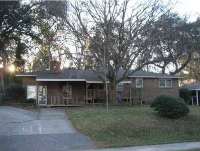 1208 Redeemer Dr, Hanahan, SC, 29410