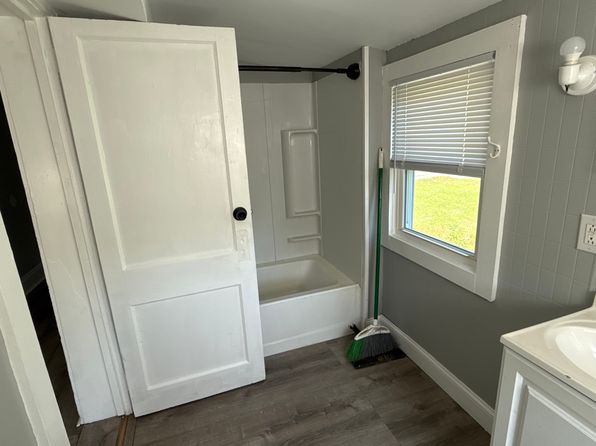 386 Scotchtown Rd #3