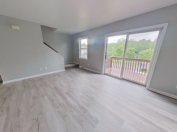 2nd image of 212 Ark Dr
