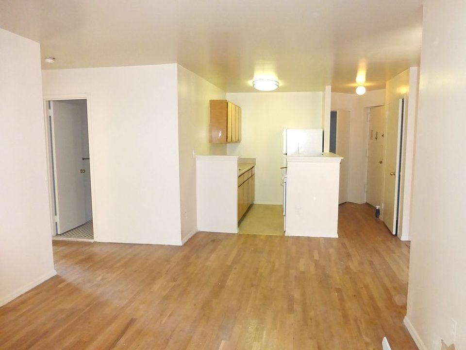 1st image of 889 Dawson St APT 3A