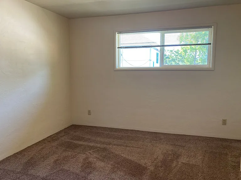 725 W 4th Alley 4th 440 Madison #726-W-460 — Photo 9