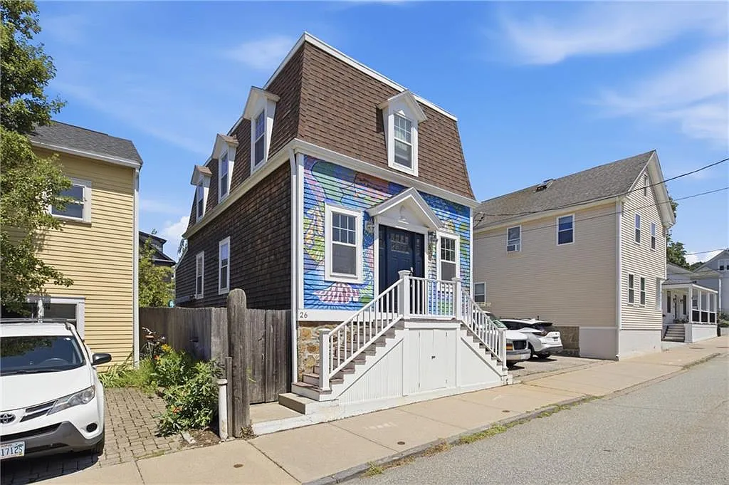 3 bed, 1216 sqft, $3,800 — Photo 2