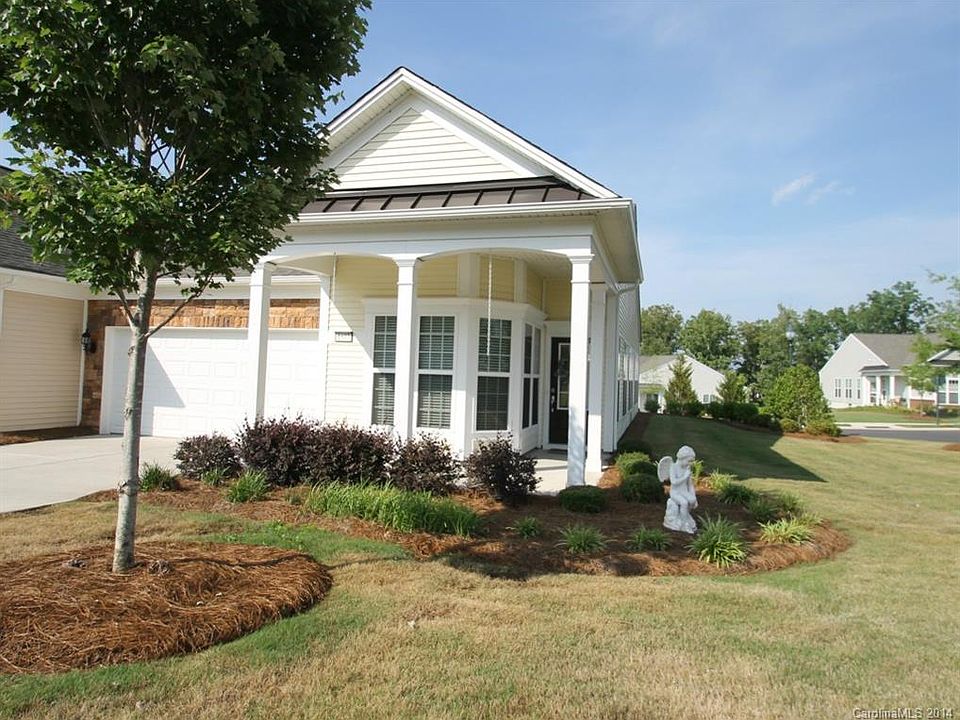 1st image of 1577 River Bend Blvd #1301