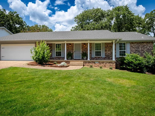 4005 Fox Hill Rd, N Little Rock, AR 72116