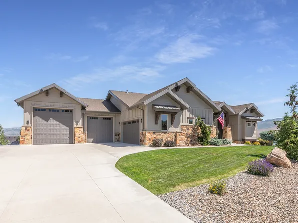 6226 E Hawks Ln, Huntsville, UT 84317