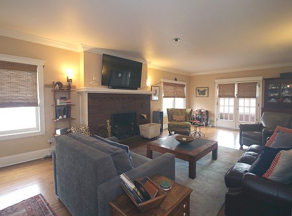 4th image of 10732 S Longwood Dr
