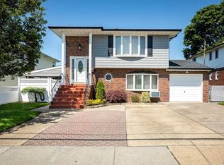 43 Harrison Ave, Franklin Square, NY 11010