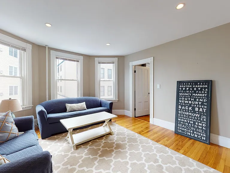 38 Vinton St #2 — Photo 3