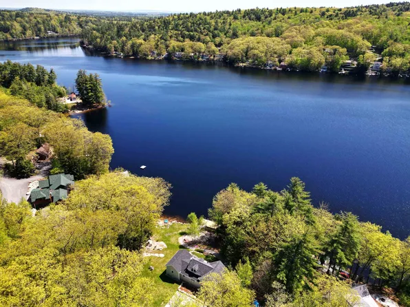 228 Russell Drive, Weare, NH 03281