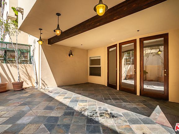 5th image of 10364 Almayo Ave APT 103