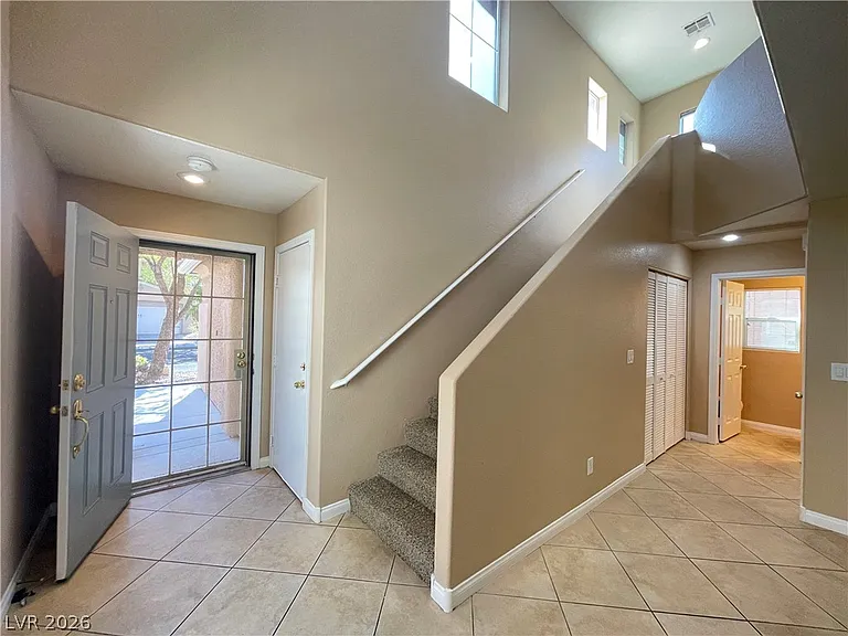 817 Purdy Lodge St — Photo 14