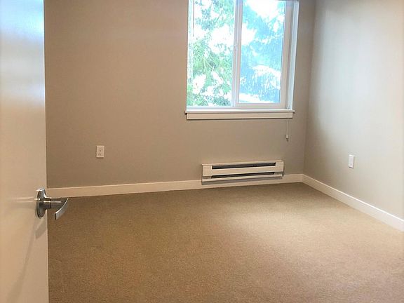 3rd image of 5825 200th St SW APT 501