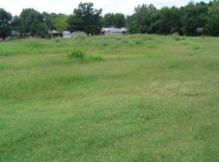5200 NW 46th St, Warr Acres, OK 73122