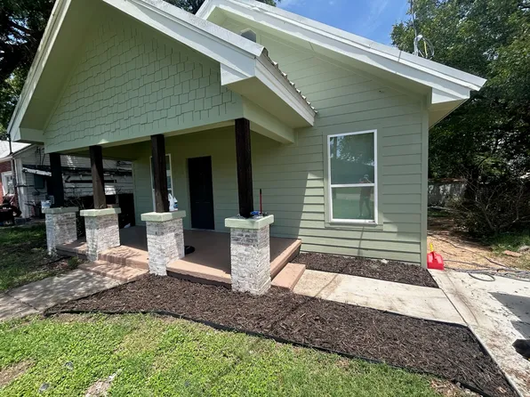 703 Andrews St, Gatesville, TX 76528