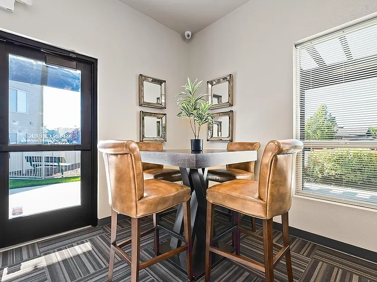 Aspen Creek Apartments — Photo 13