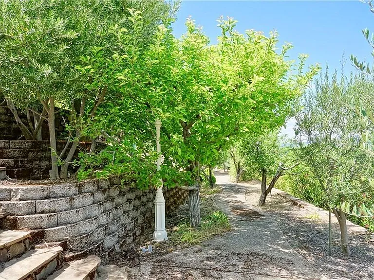 8242 N Heights Dr — Photo 64