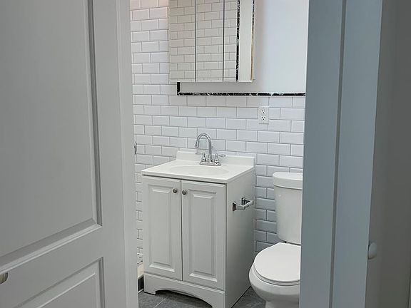 4th image of 1401 Atlantic Ave #3RDFL