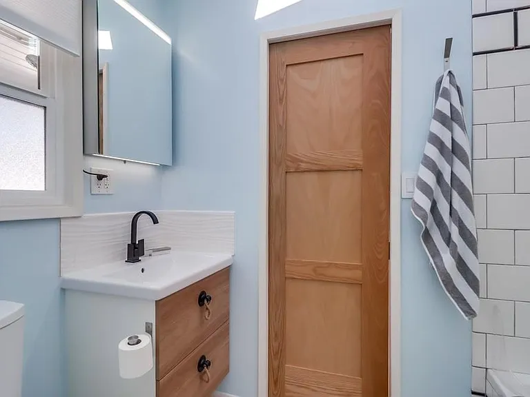 984 Catalina Blvd — Photo 13