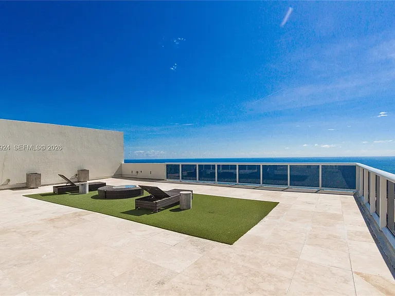 1800 S Ocean Dr #Penthouse 4404 — Photo 27