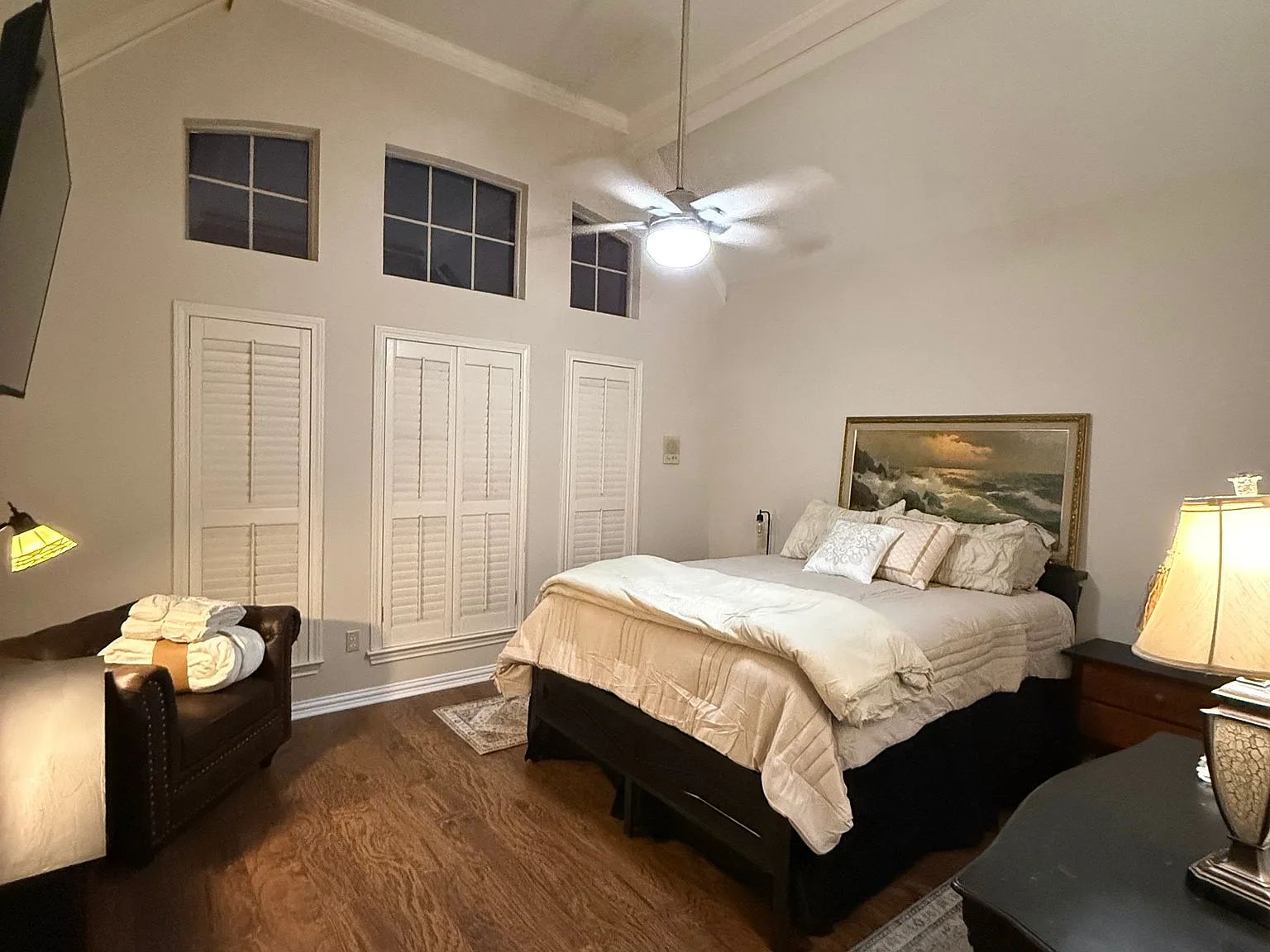 Luxurious 1bd/1bath in Legacy District Executive Home — Photo 1