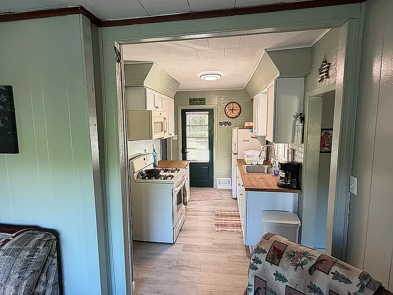 122 N Ford Dr — Photo 8