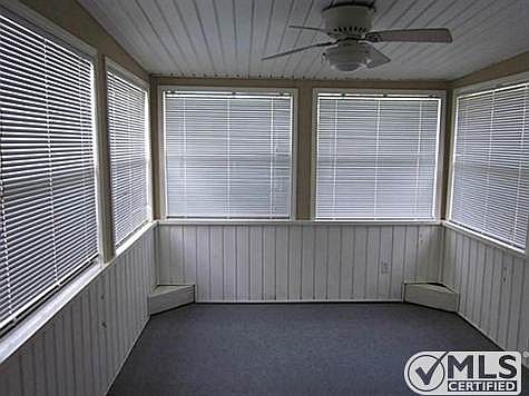 4th image of 506 Leatherwood Ln