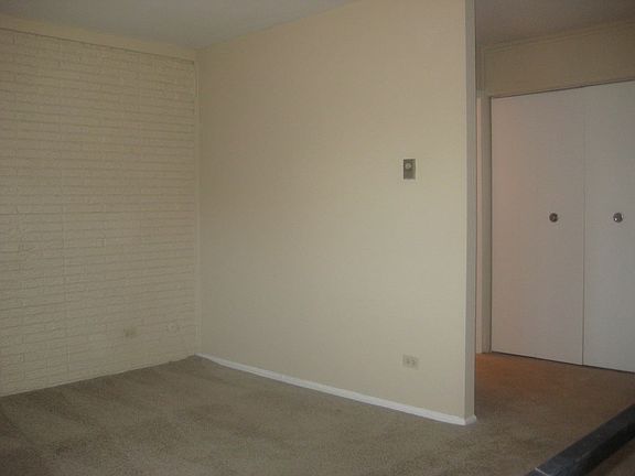 2nd image of 920 Evanston St APT 3