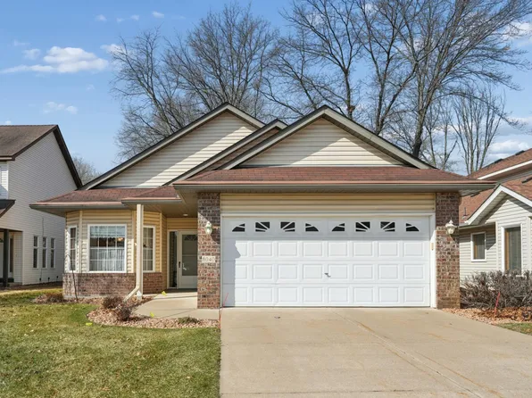 8040 Benjamin St NE, Spring Lake Park, MN 55432