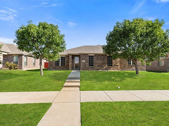 3rd image of 741 Jewelflower Dr
