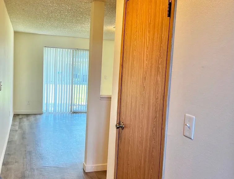 Fishers Mill Apartments — Photo 16