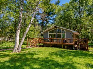 343 Birchwood Ln, Sheboygan, WI 53081