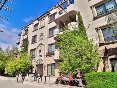 4724 Kester Ave Unit 404, Sherman Oaks, CA, 91403