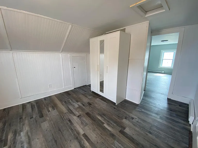 196 Main St #2 — Photo 17