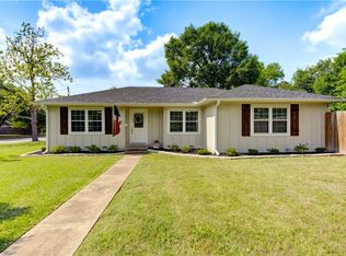 903 Lane St, Navasota, TX 77868
