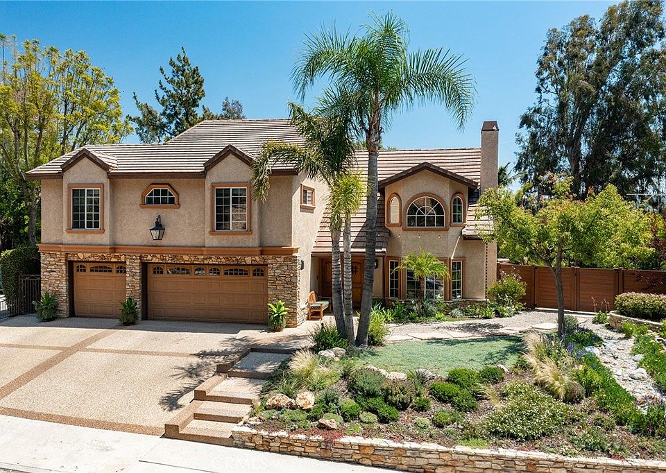 1st image of 26018 Trana Cir