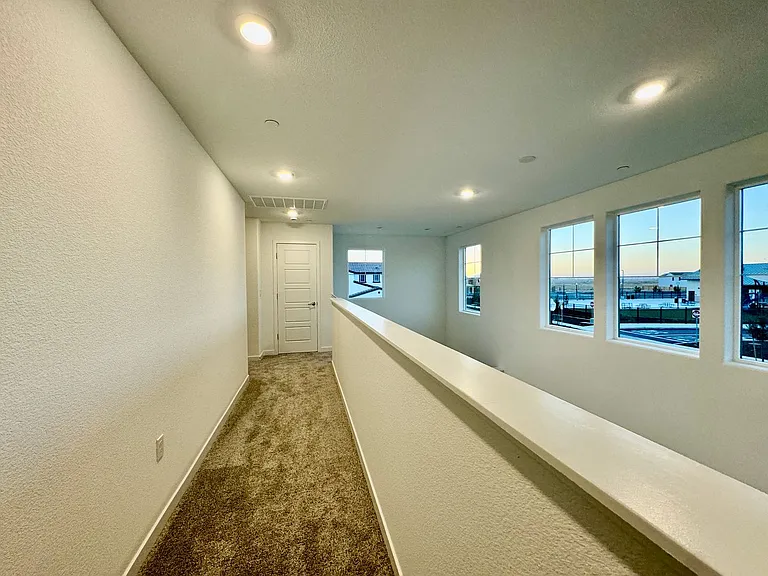 243 Dock Cir — Photo 25