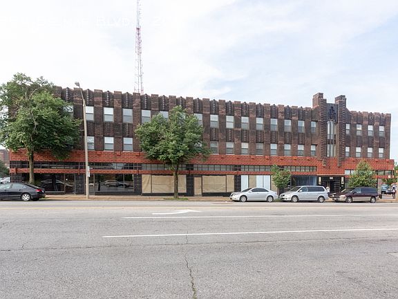 2nd image of 5654 Delmar Blvd APT 206