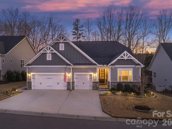 246 Broadleaf Dr, Denver, NC 28037