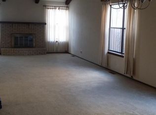 6011 Whisperwood Ct NE, Albuquerque, NM 87109