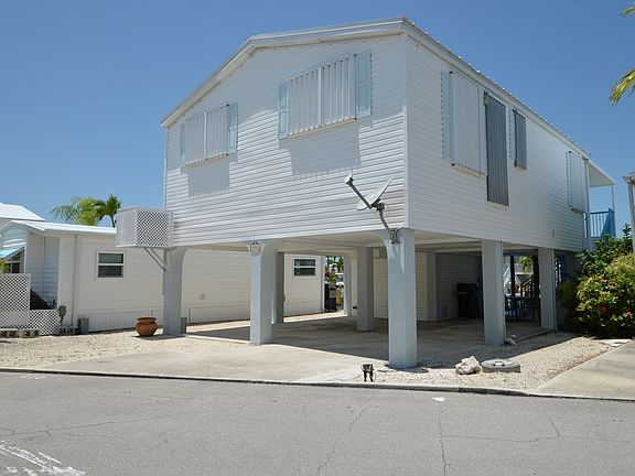5th image of 701 Spanish Main Dr #410
