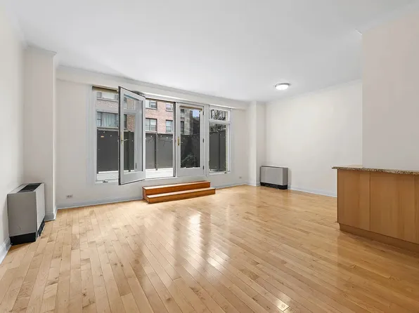 345 East 73rd Street image 5 of 16