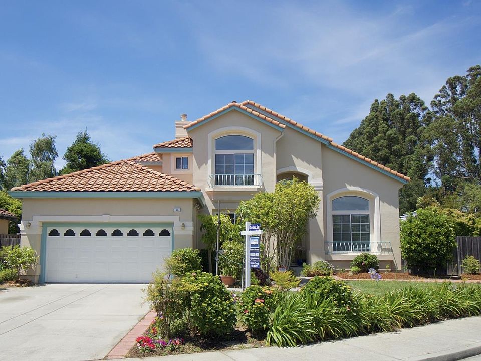 1st image of 55 Lakewood Cir