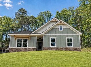 134 Jake Ct, Waleska, GA 30183