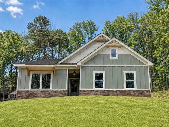 134 Jake Ct, Waleska, GA 30183