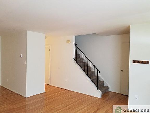 2nd image of 1208 Alexander Ave