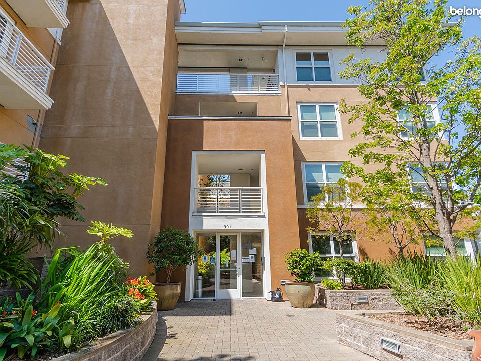 1st image of 301 Crescent Ct APT 3111