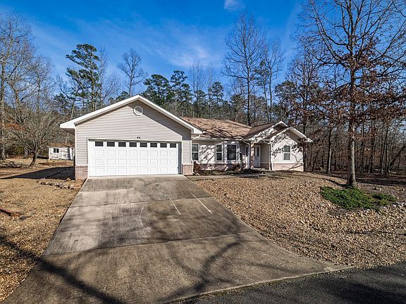 2nd image of 44 Escuadron Ln