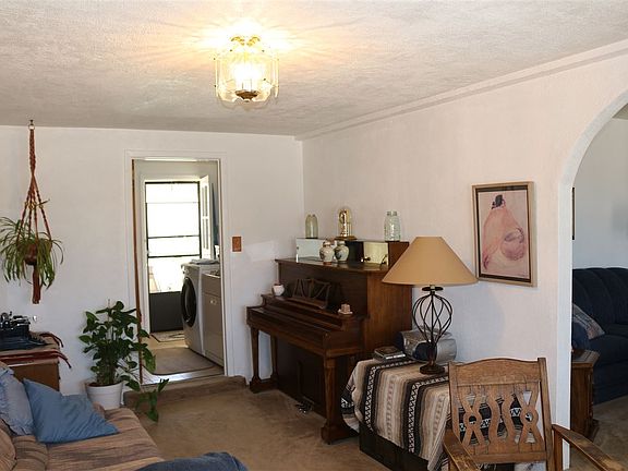 4th image of 3253 Louraine St