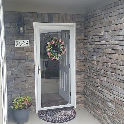 3rd image of 5504 Orchard Villas Cir