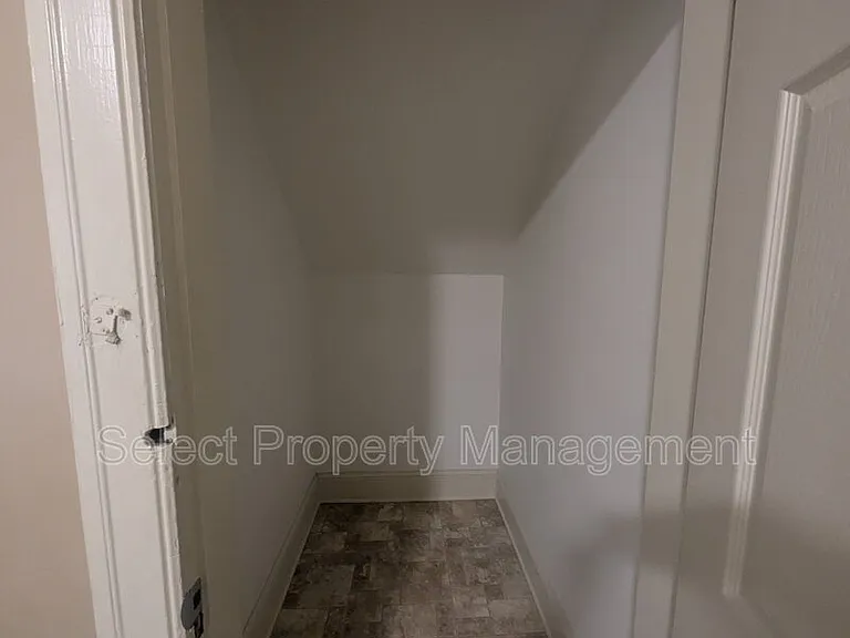 347 W Williams St — Photo 12